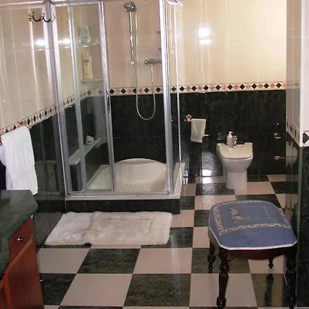 Loma Travel Lodge Almafra